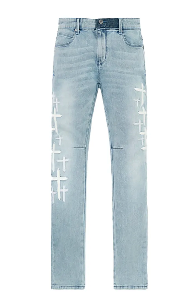 RTA BRYANT SKINNY COSTAL DRIFT CROSS PATCH LIGHT WASH