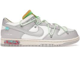 NIKE DUNK LOT #7